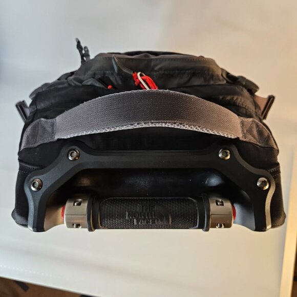 The North Face Long Haul Black Rolling Luggage Red Black Grey - Picture 6 of 9